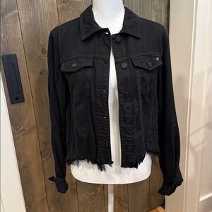 Hidden Frayed Hem Denim Jacket